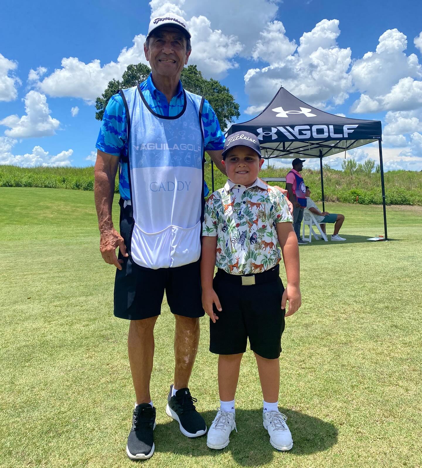 Caddy Bib